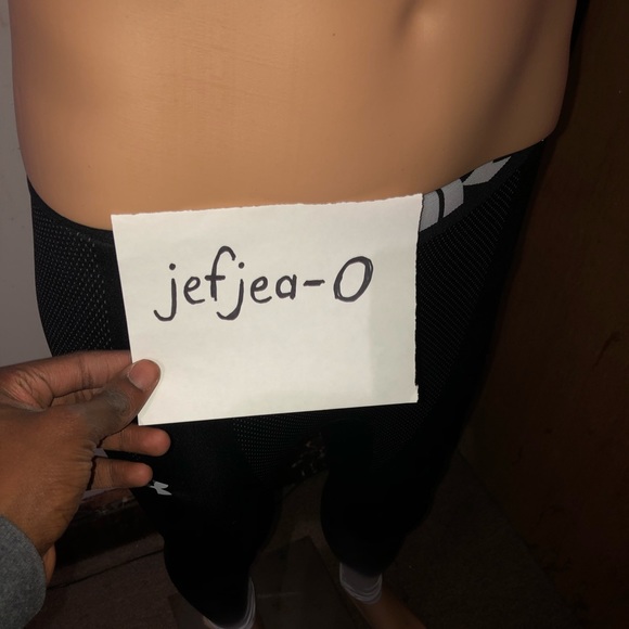 SC30 Seamless Knee Tights - Picture 4 of 4